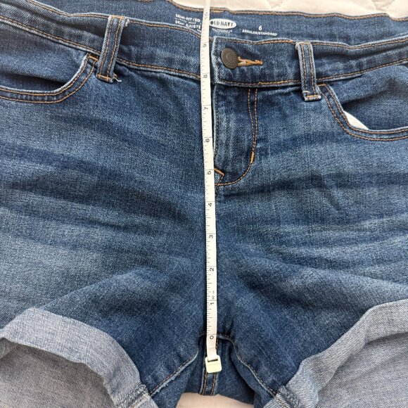 Old Navy Semi-Fit Denim Shorts | Cuffed Hem | Size 6 Regular - Picture 8 of 8